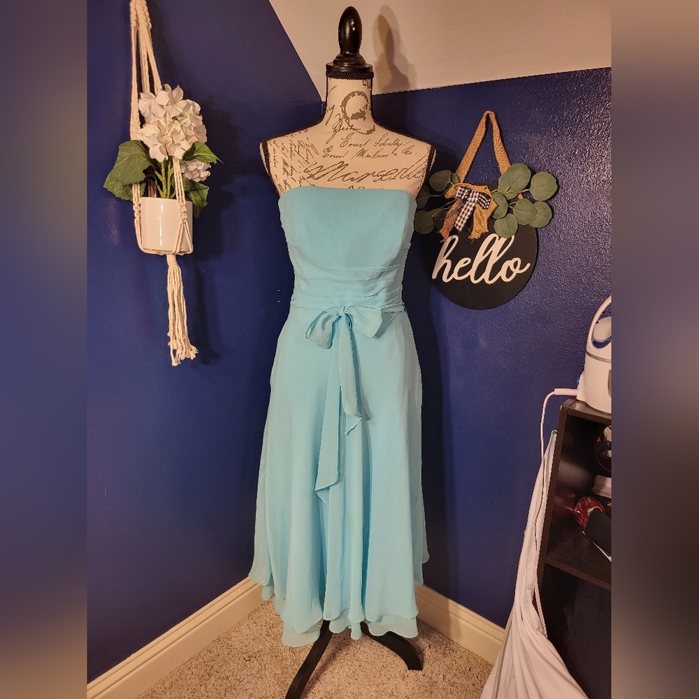 Jasmine B2 Sky Blue Midi Formal